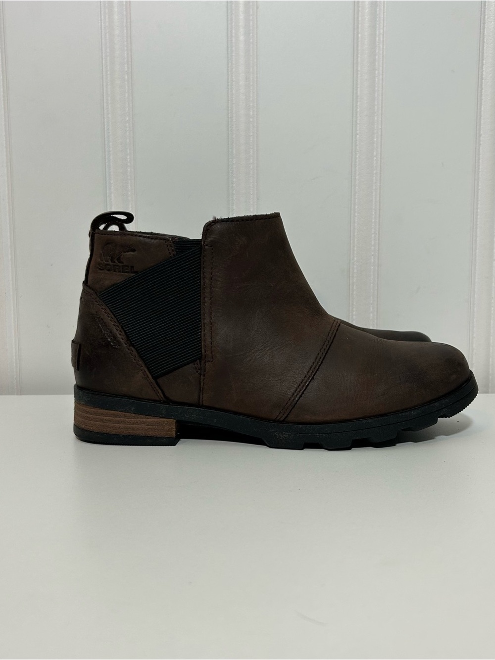Sorel emelie Women's Brown Chelsea Ankle Boots